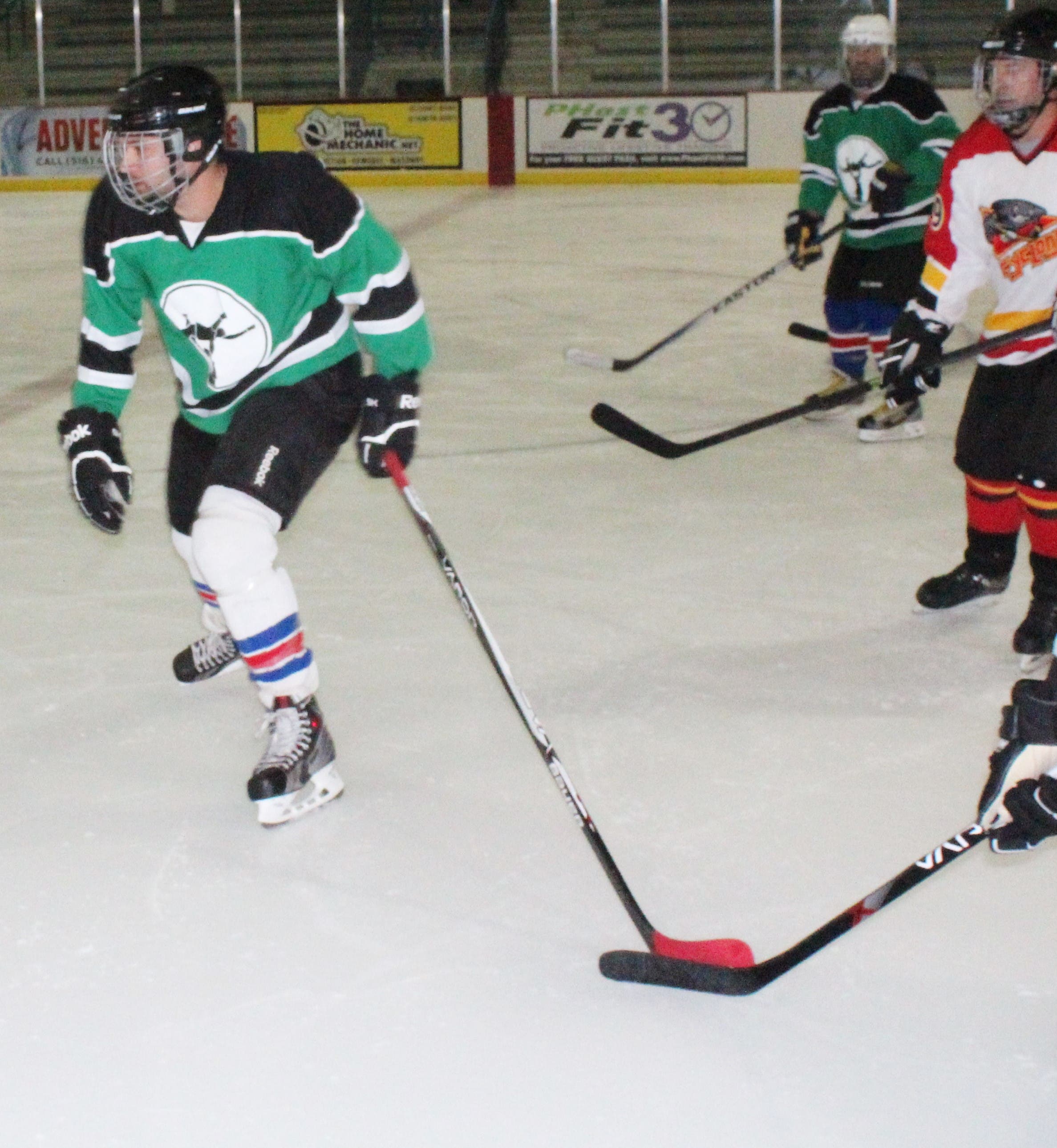 LONG ISLAND FALL/WINTER ADULT ICE HOCKEY LEAGUES Plainview, NY Patch