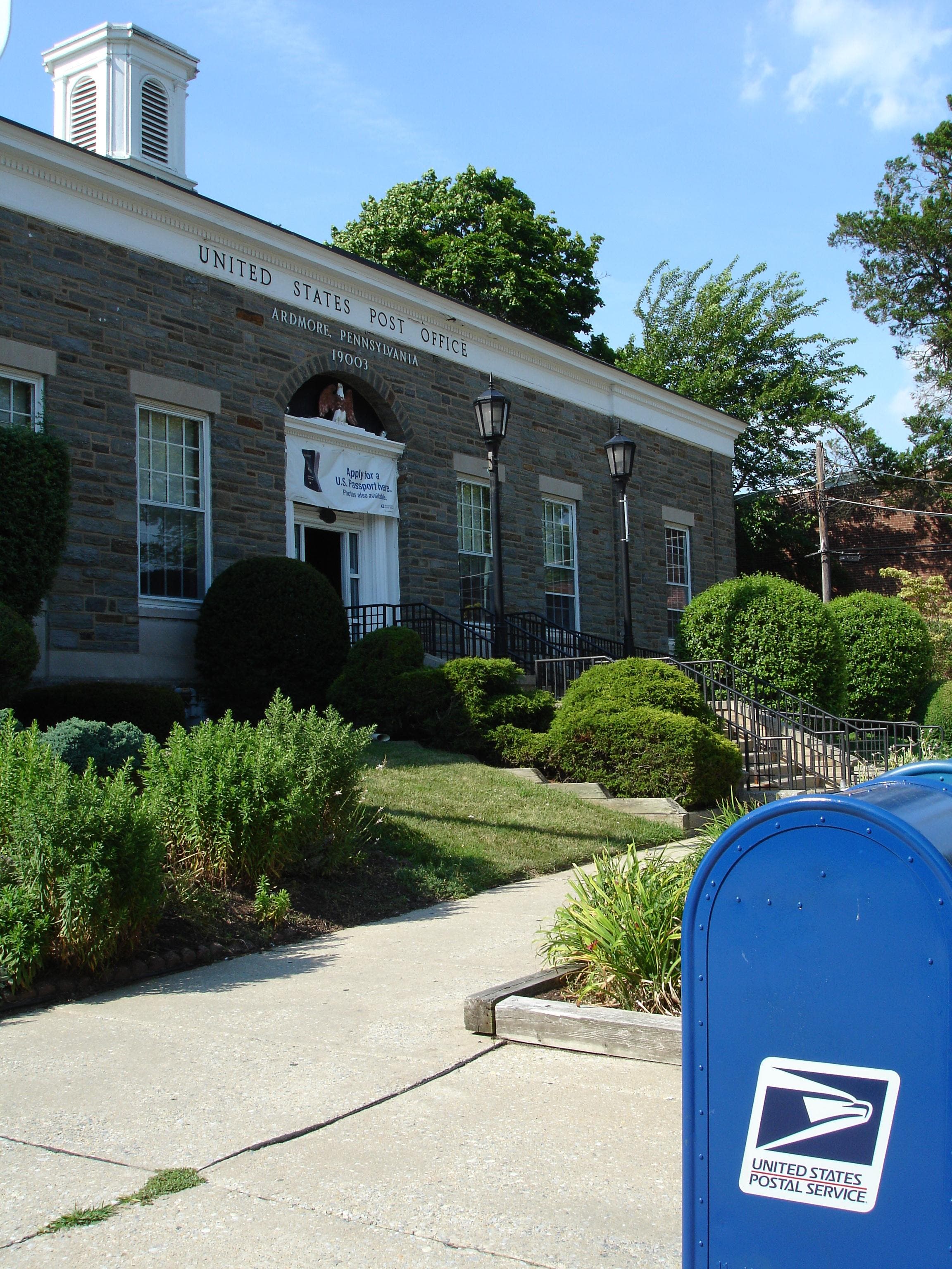 News small post card thumbnail