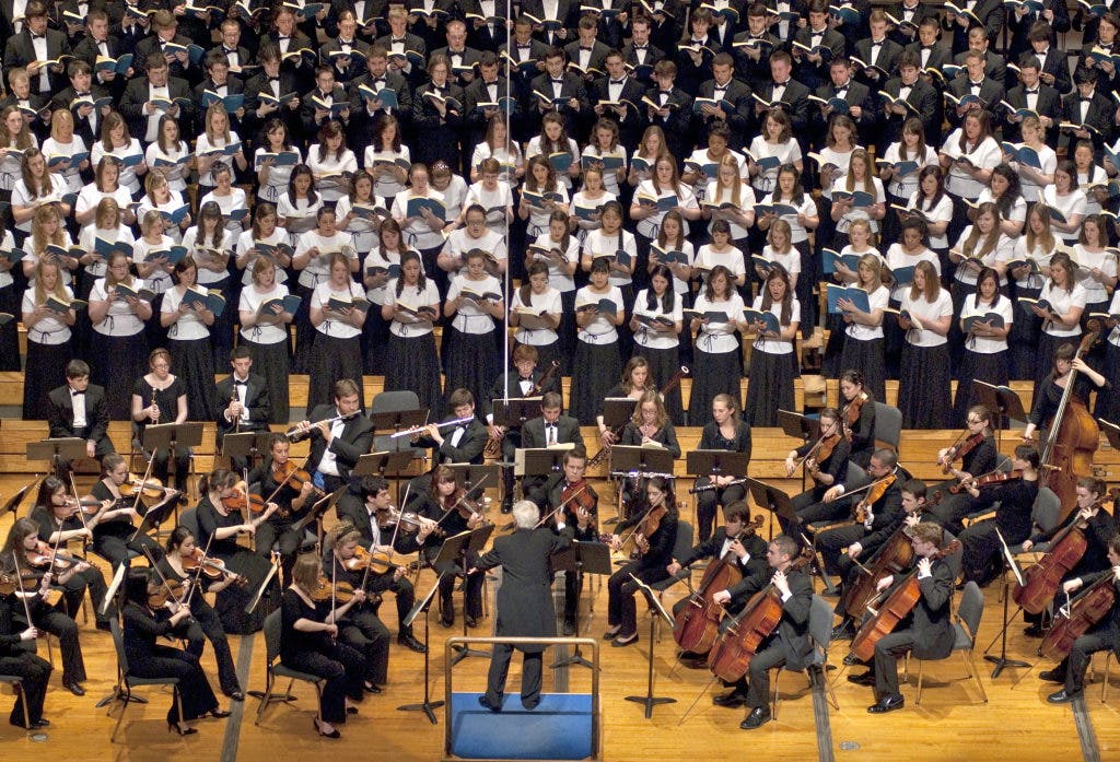 Lindenhurst College Student to Sing at Lincoln Center Lindenhurst, NY