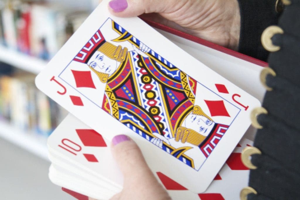 News small post card thumbnail