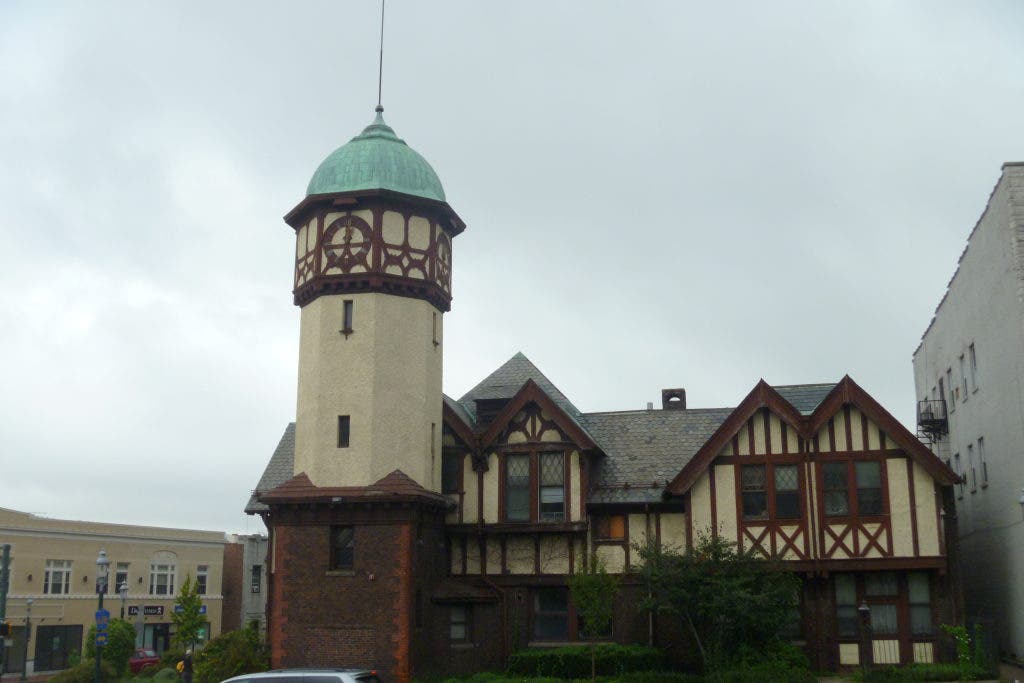 News small post card thumbnail