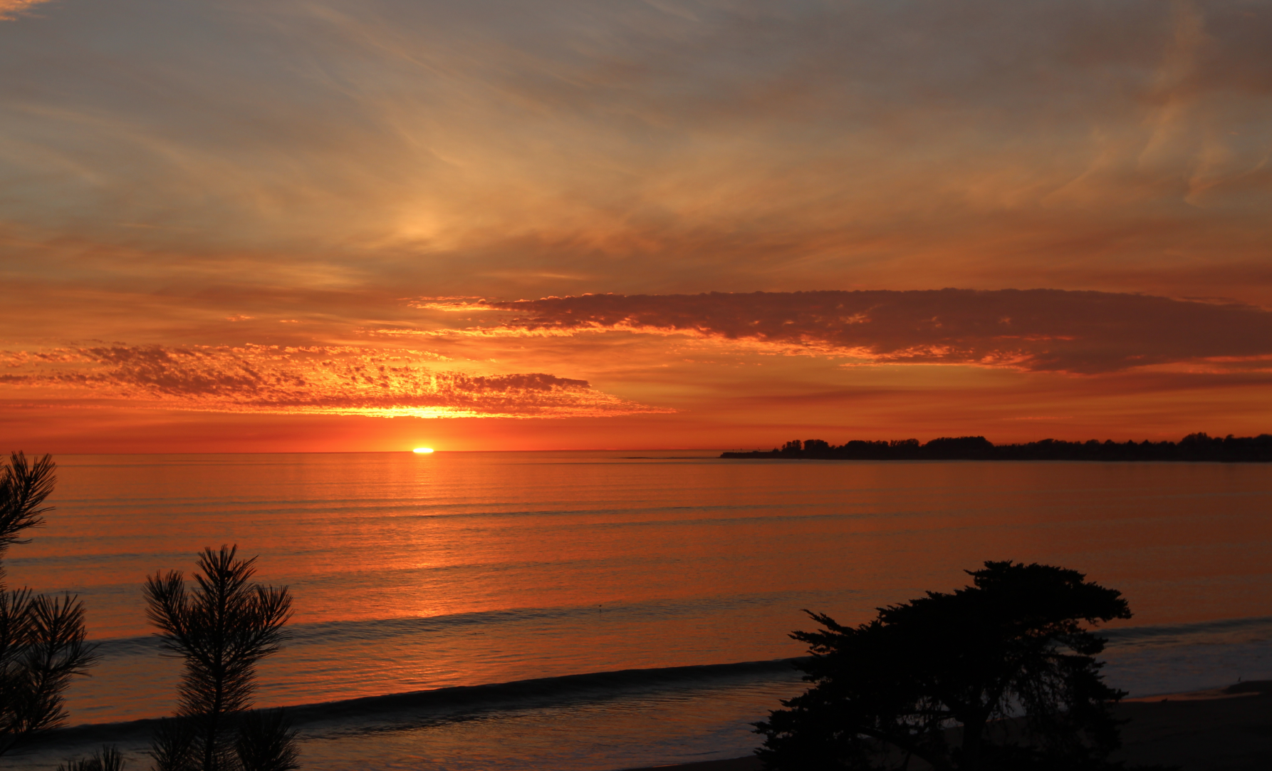 Stunning Sunset Tonight at Seacliff...Expect the Best Sunsets of the