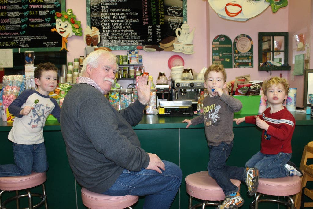 News small post card thumbnail