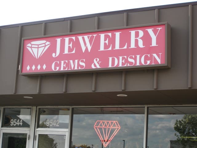 UPDATE Four Men Now Charged in Armed Jewelry Store