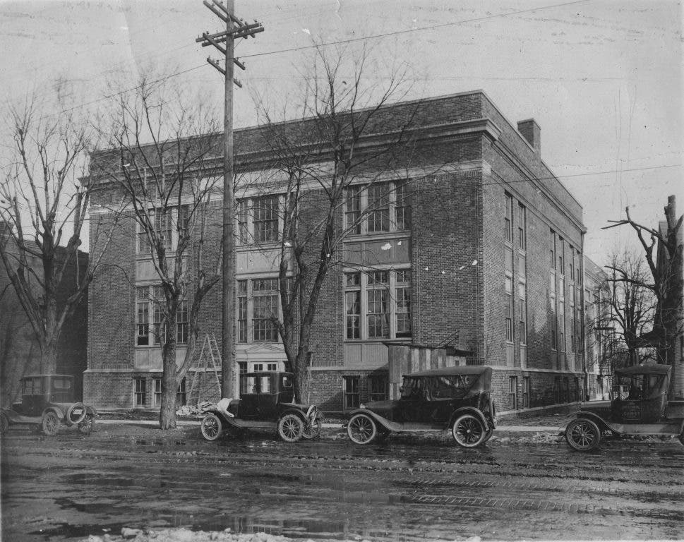 News small post card thumbnail