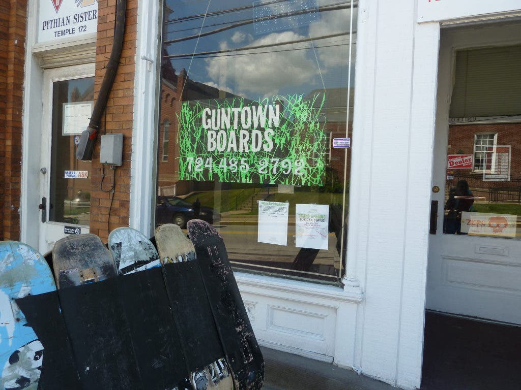 News small post card thumbnail