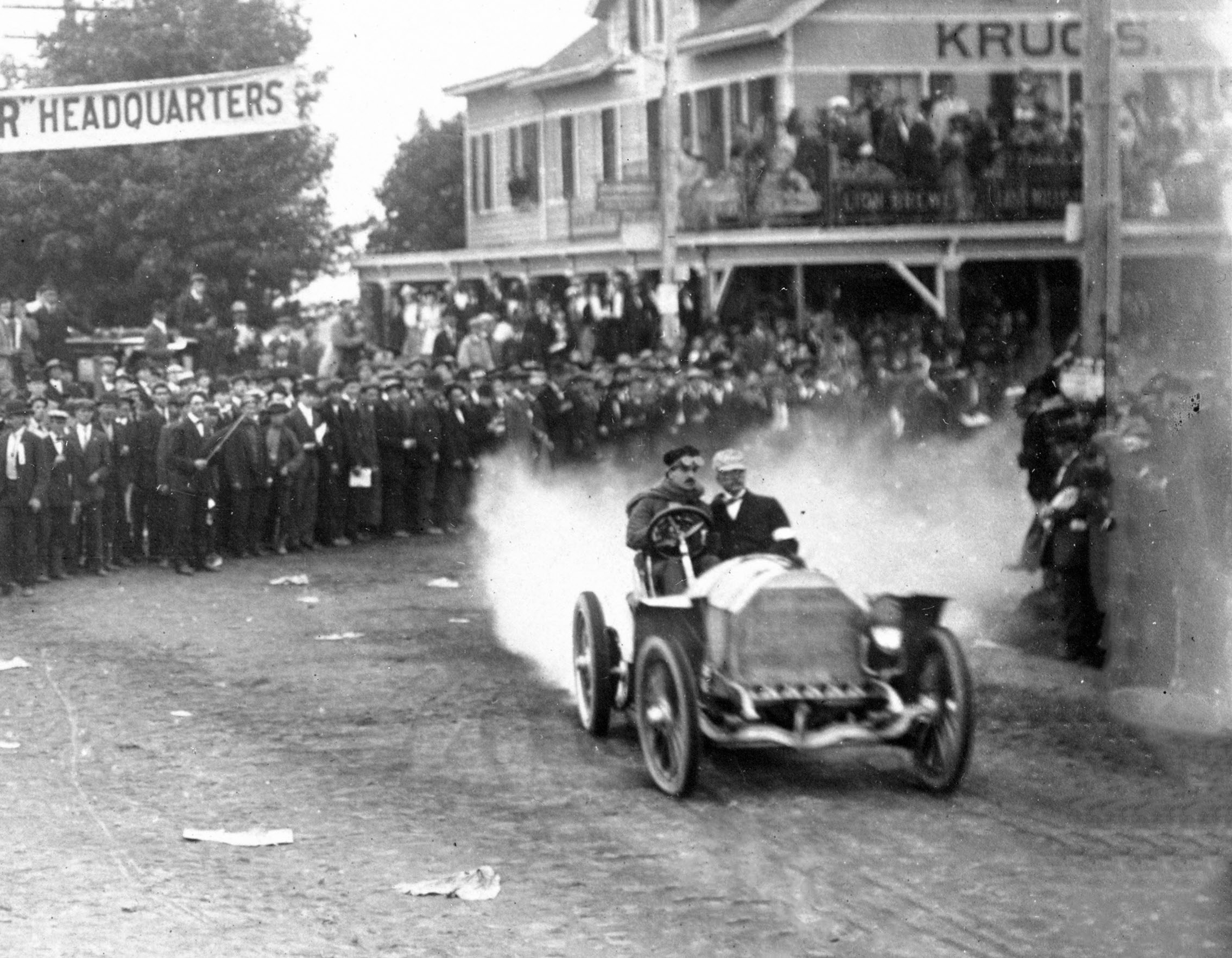 News small post card thumbnail