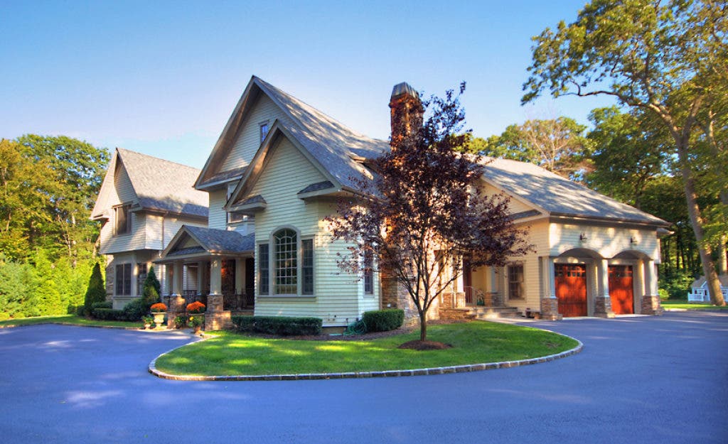 Luxury Listings 3.5Million Mansion in Lloyd Harbor Huntington, NY