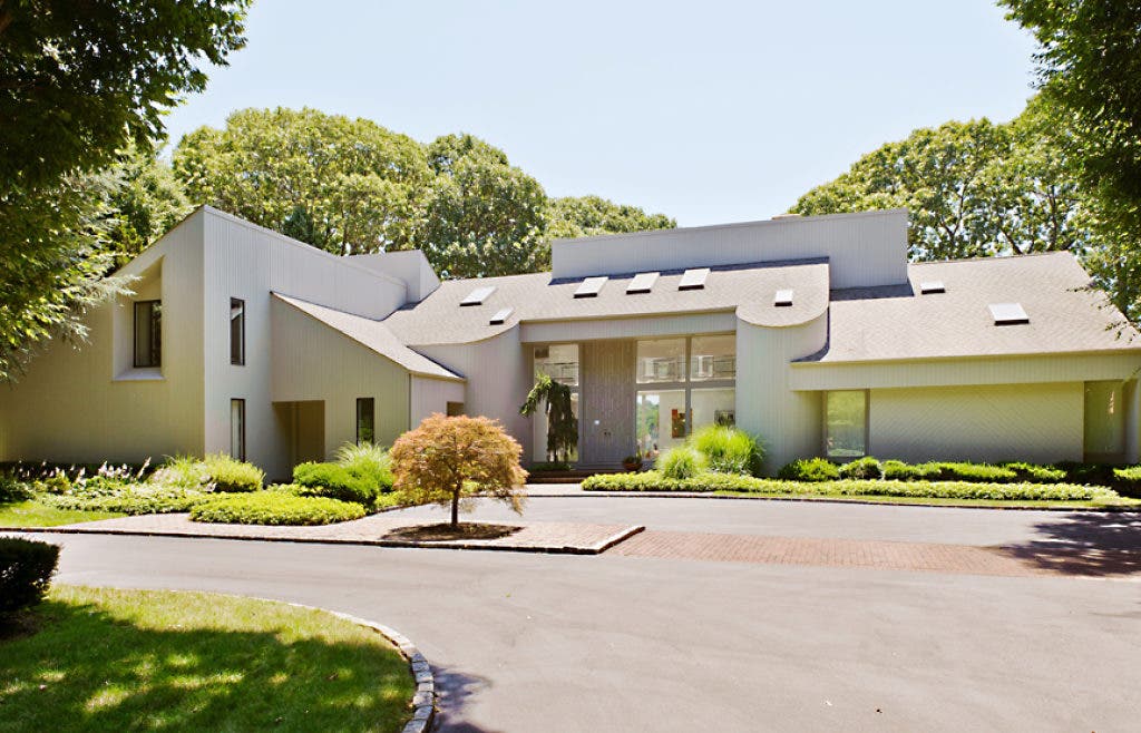 Luxury Listings 4.15Million Mansion in Lloyd Harbor Huntington, NY