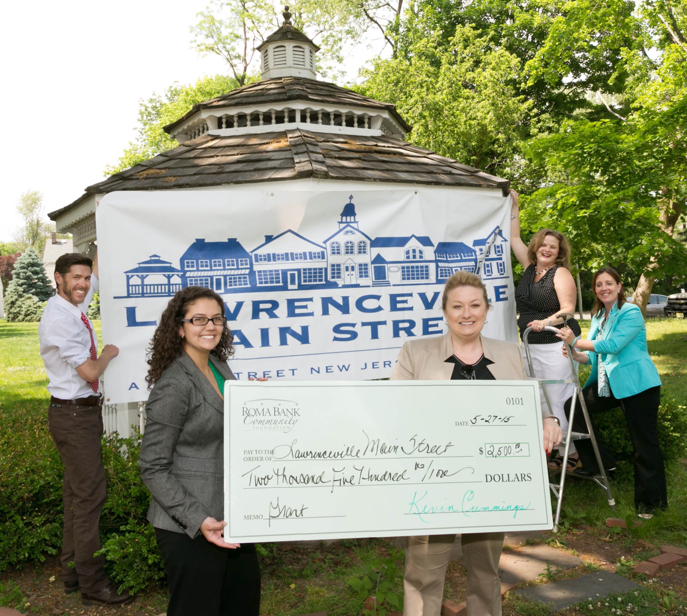 News small post card thumbnail