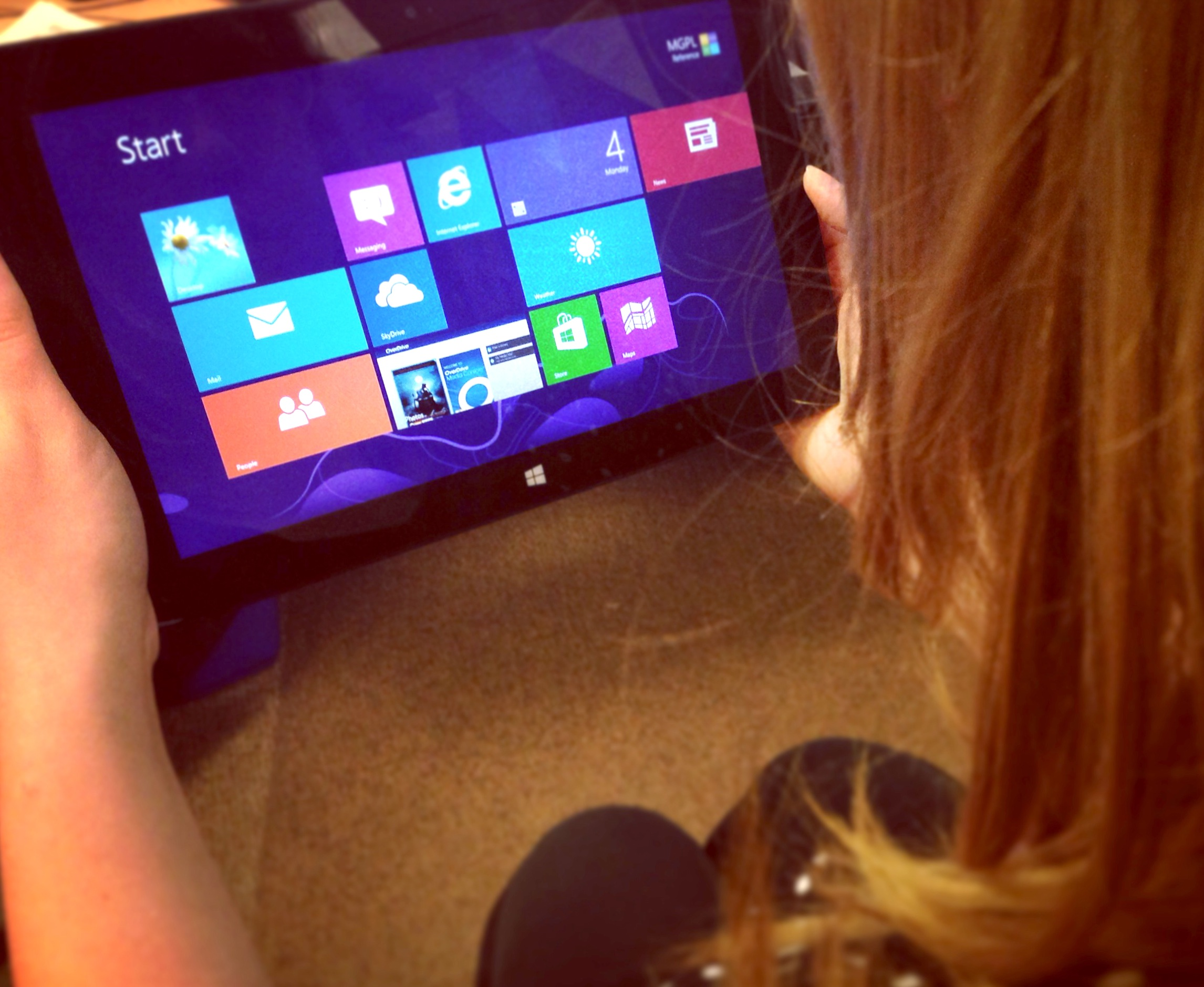 News small post card thumbnail