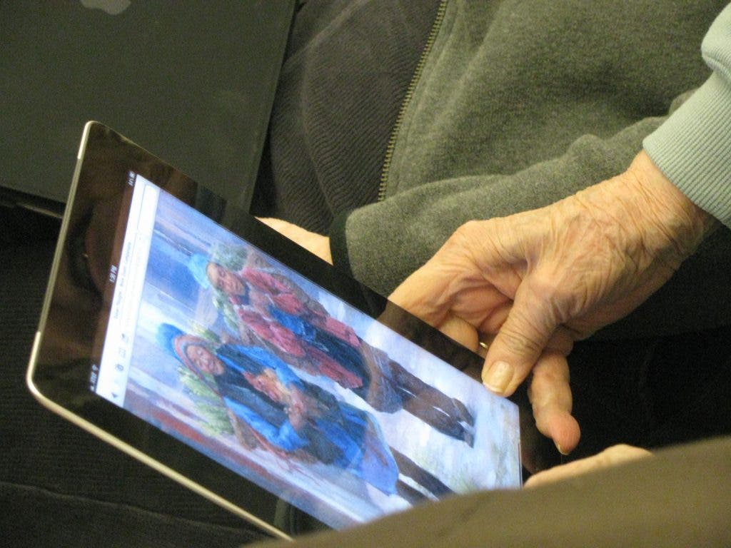 News small post card thumbnail