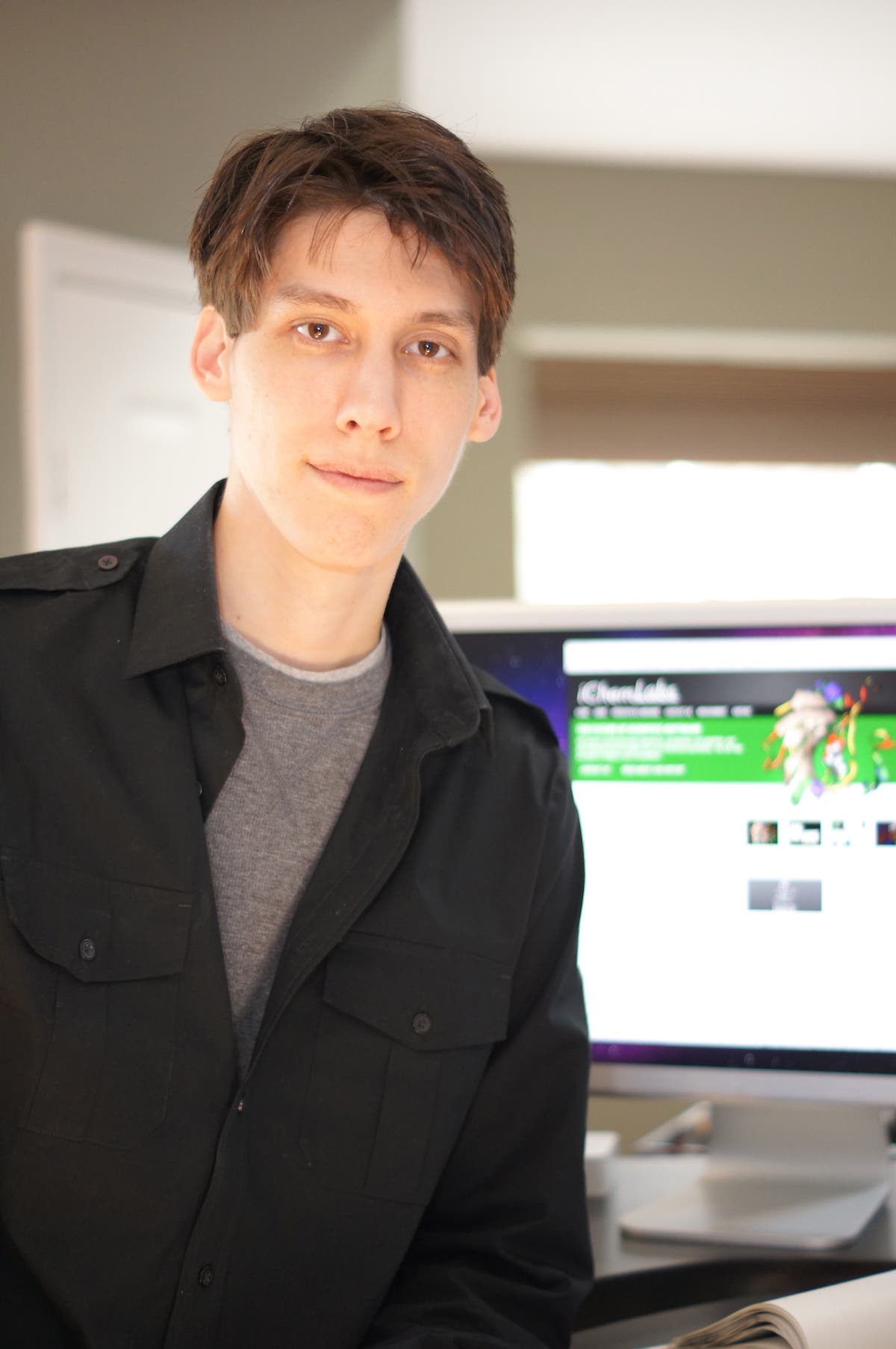 News small post card thumbnail