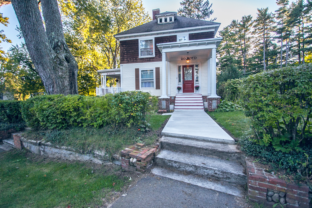 News small post card thumbnail