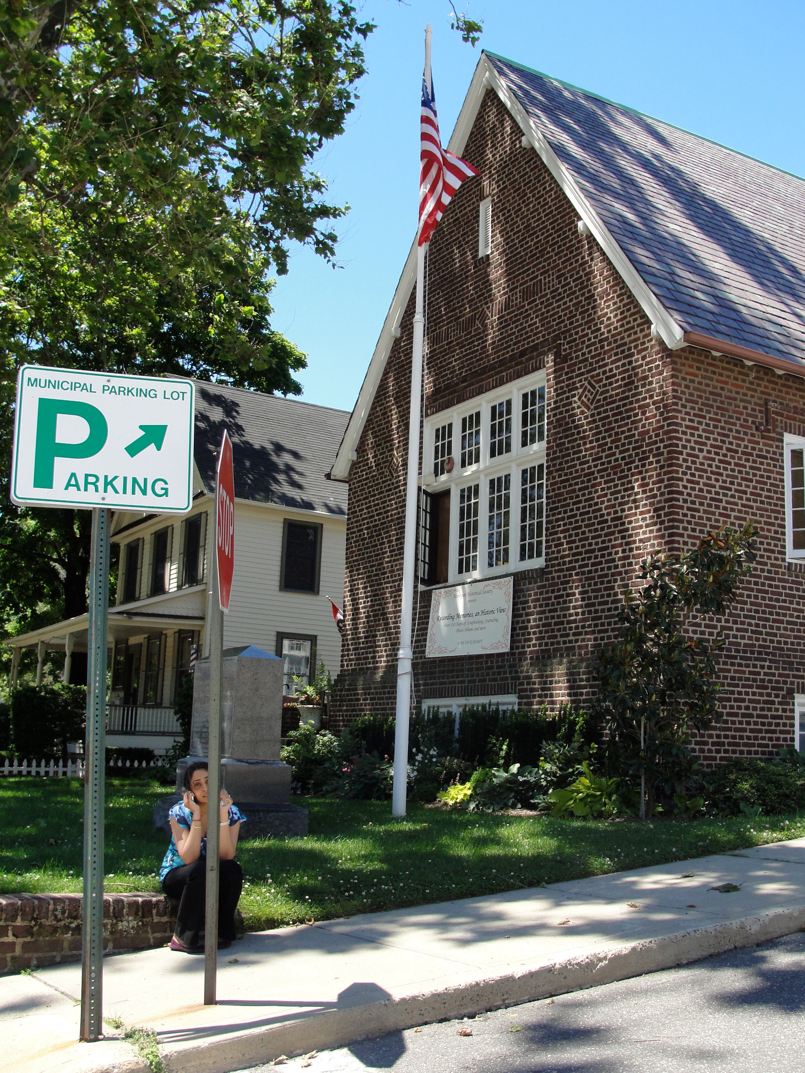 News small post card thumbnail