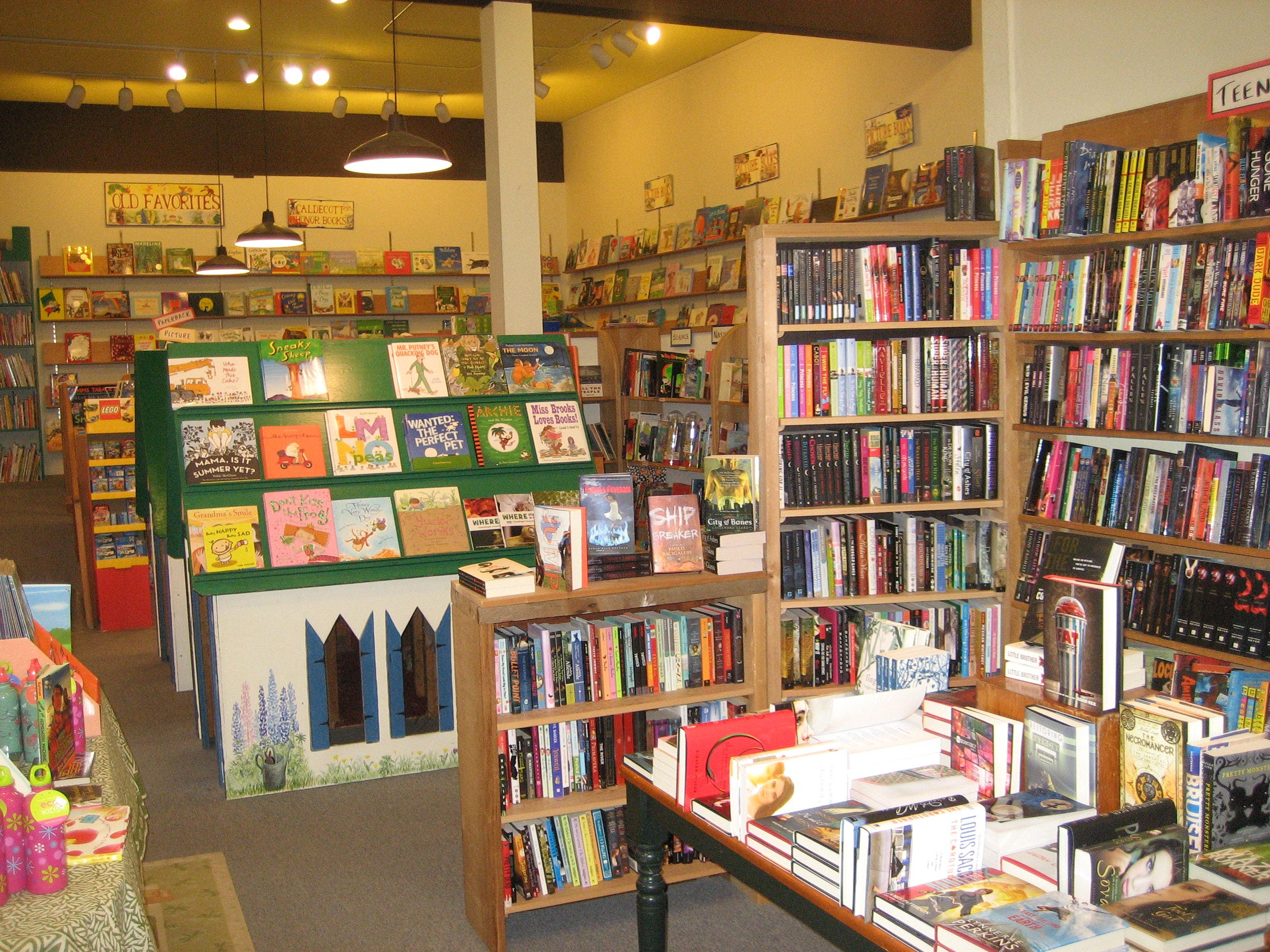 News small post card thumbnail