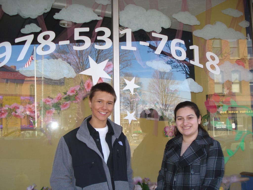 News small post card thumbnail