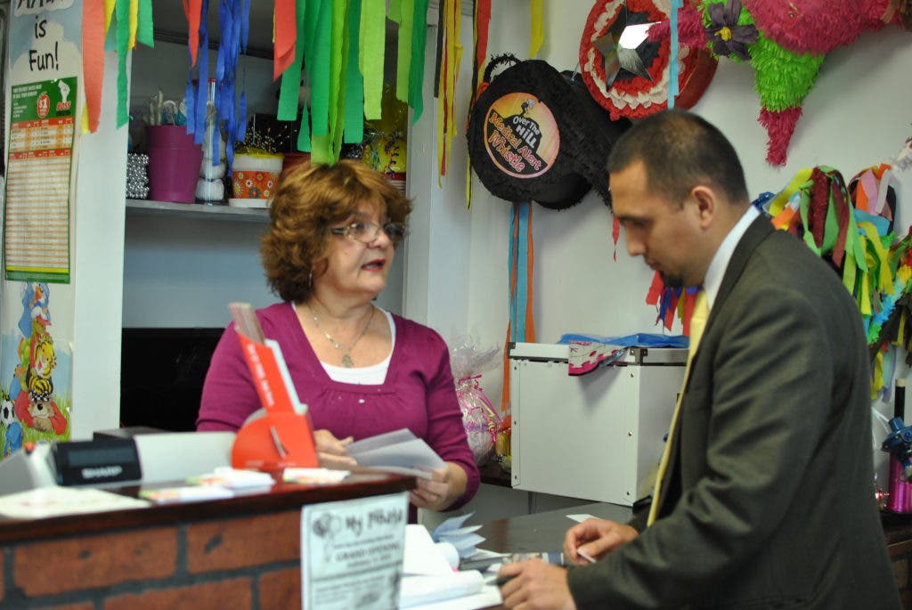 News small post card thumbnail