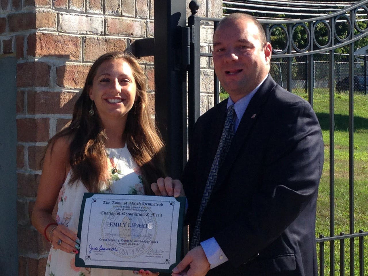 News small post card thumbnail