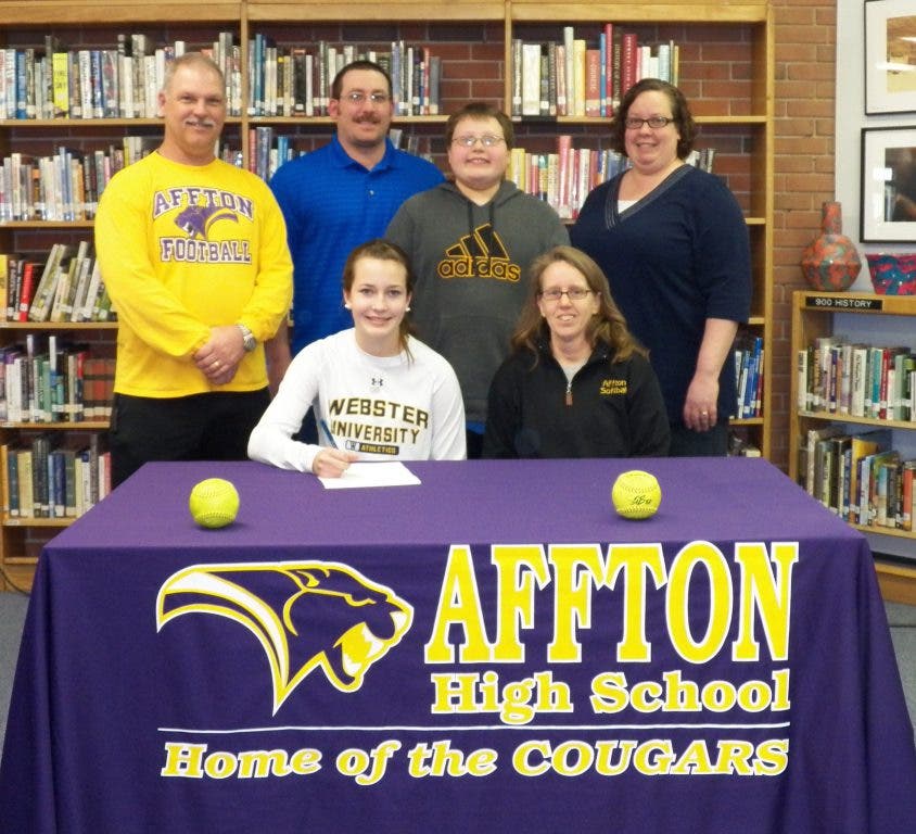 Affton High School senior, Amber Sinamon, signs with ster University