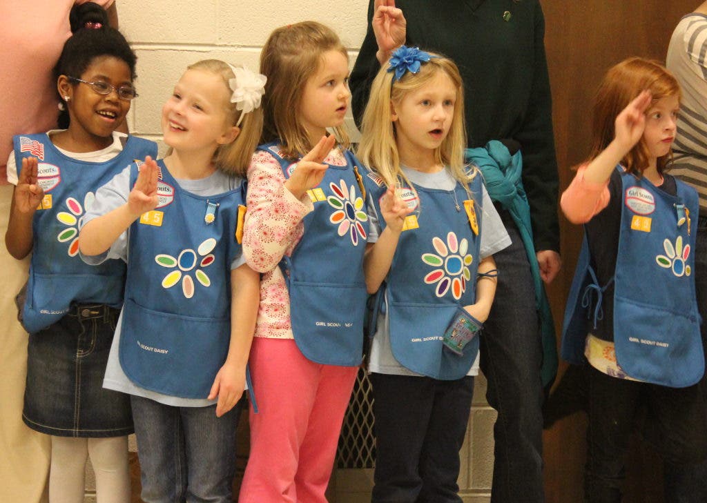 Lisle, Woodridge Girl Scouts Celebrate 100th Anniversary Woodridge