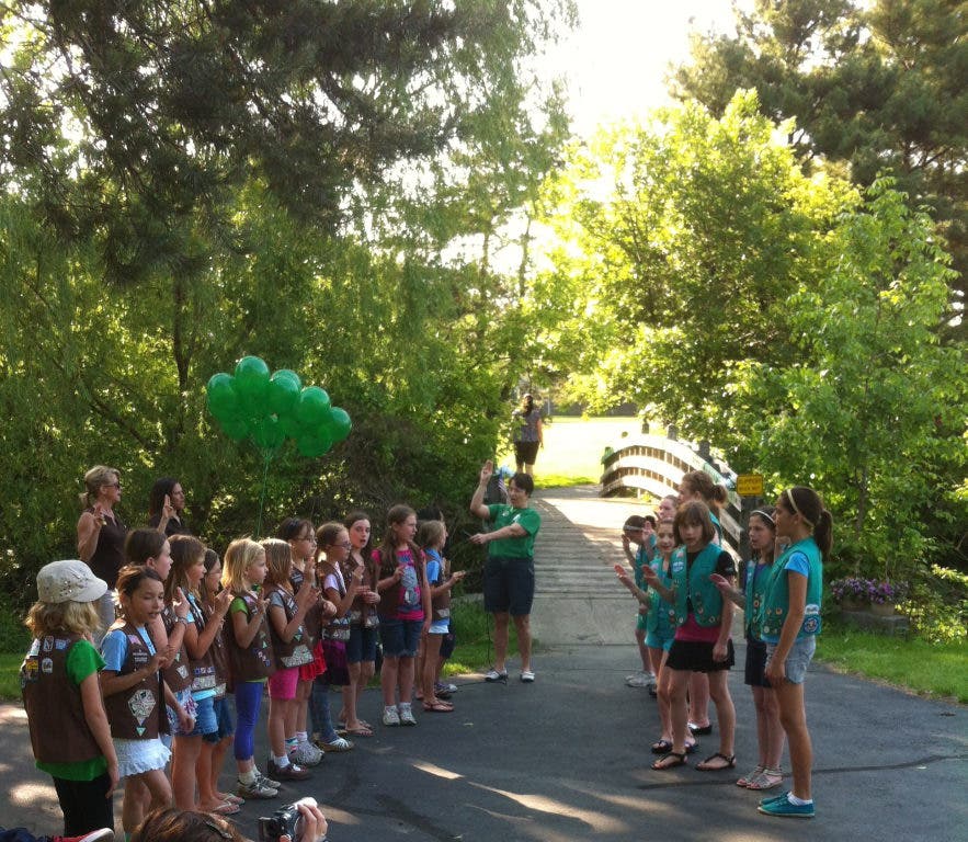 Woodridge Girl Scouts Have 100th Anniversary Bridge Ceremony at Lake