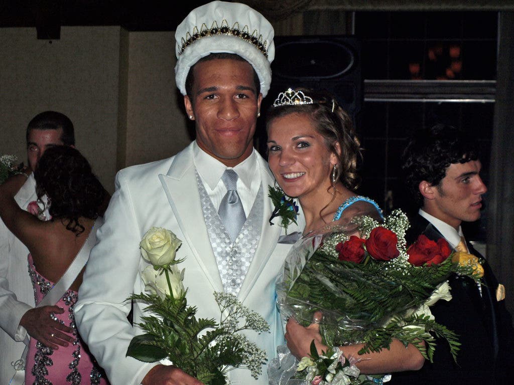 Immaculate Conception Celebrates 2012 Senior Prom | Elmhurst, IL Patch