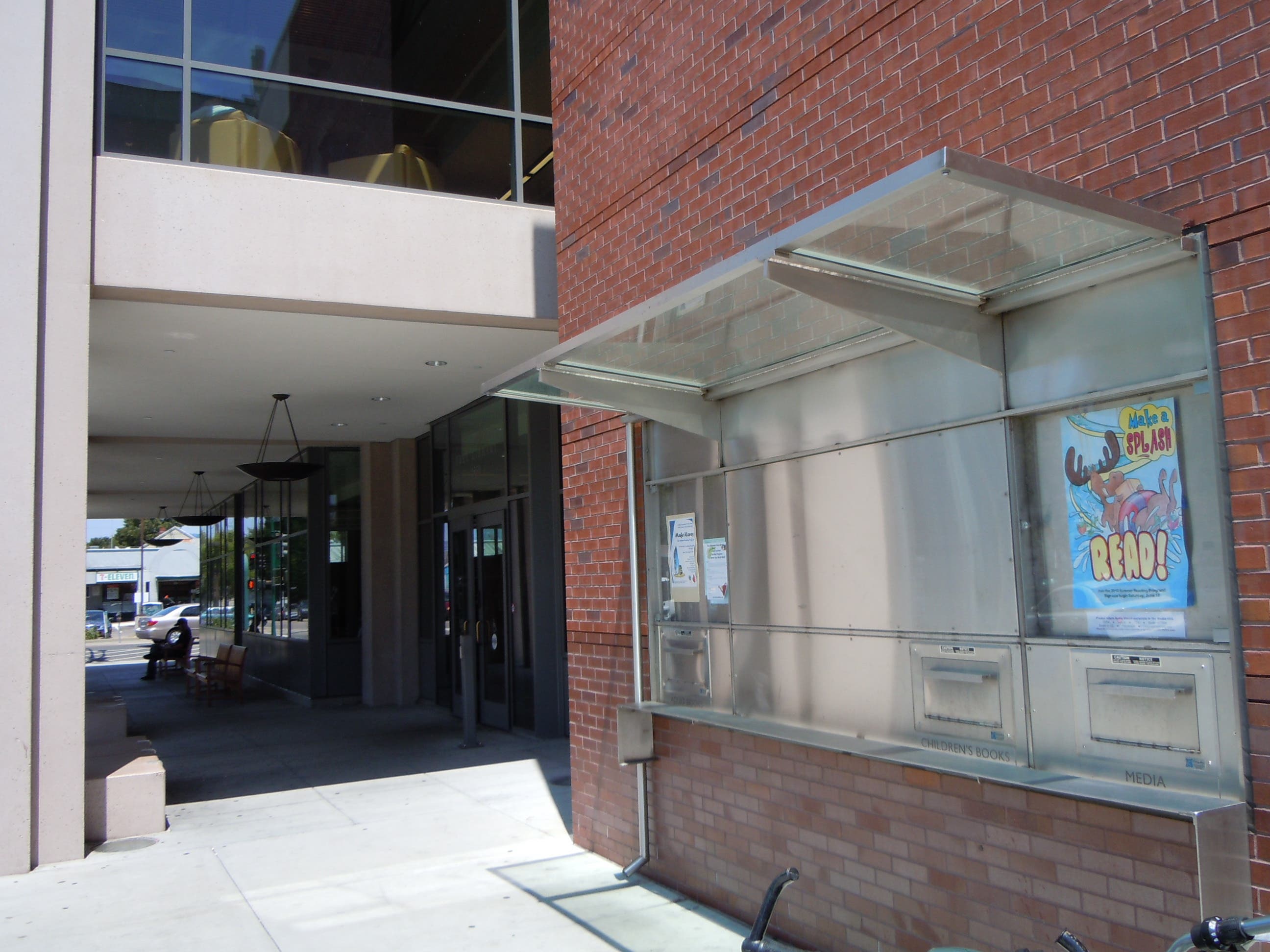 News small post card thumbnail