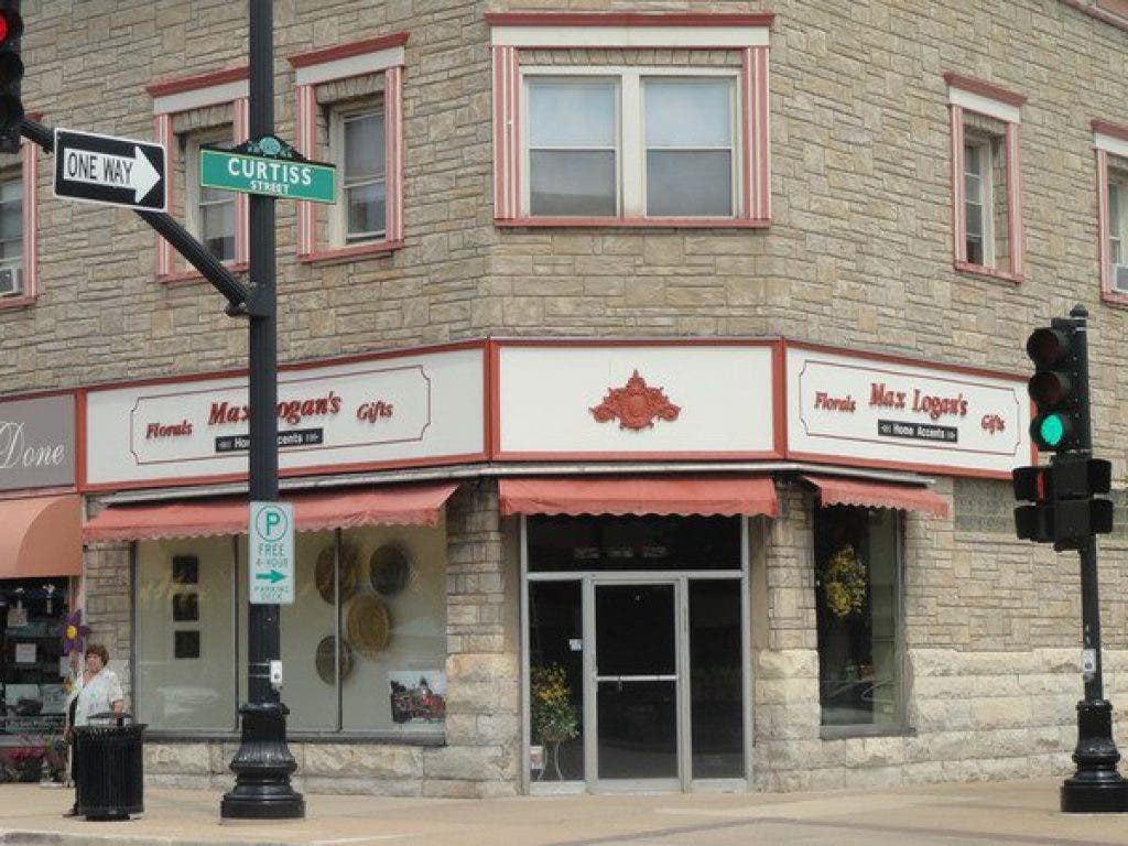 Downtown Downers Grove Businesses Host Indoor Sidewalk Sale Downers