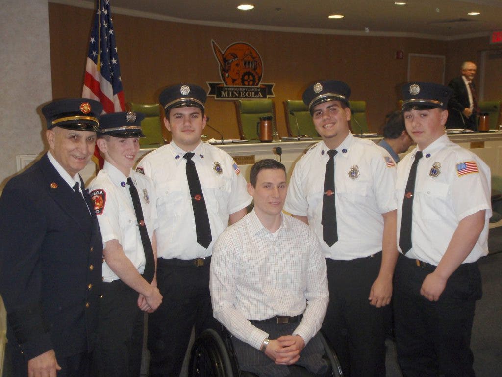 News small post card thumbnail