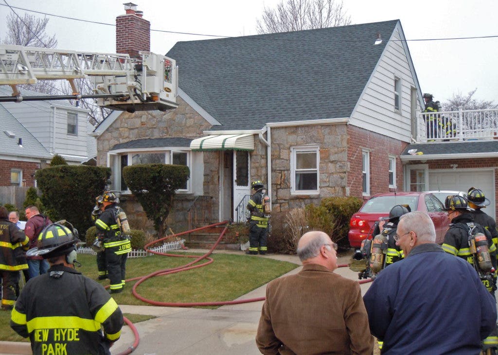 New Hyde Park Fire Department Responds to Leonard Boulevard House Alarm ...