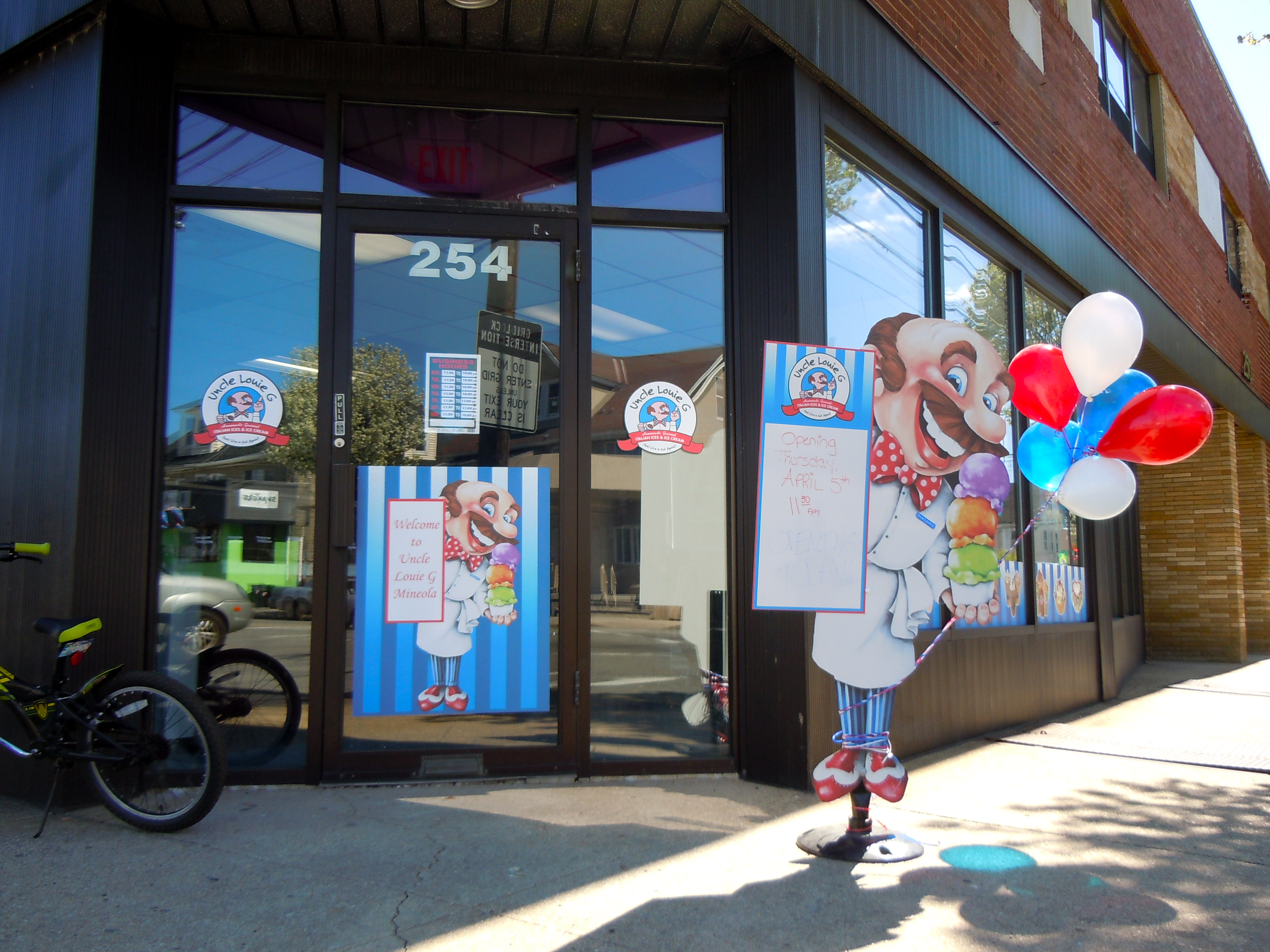 News small post card thumbnail