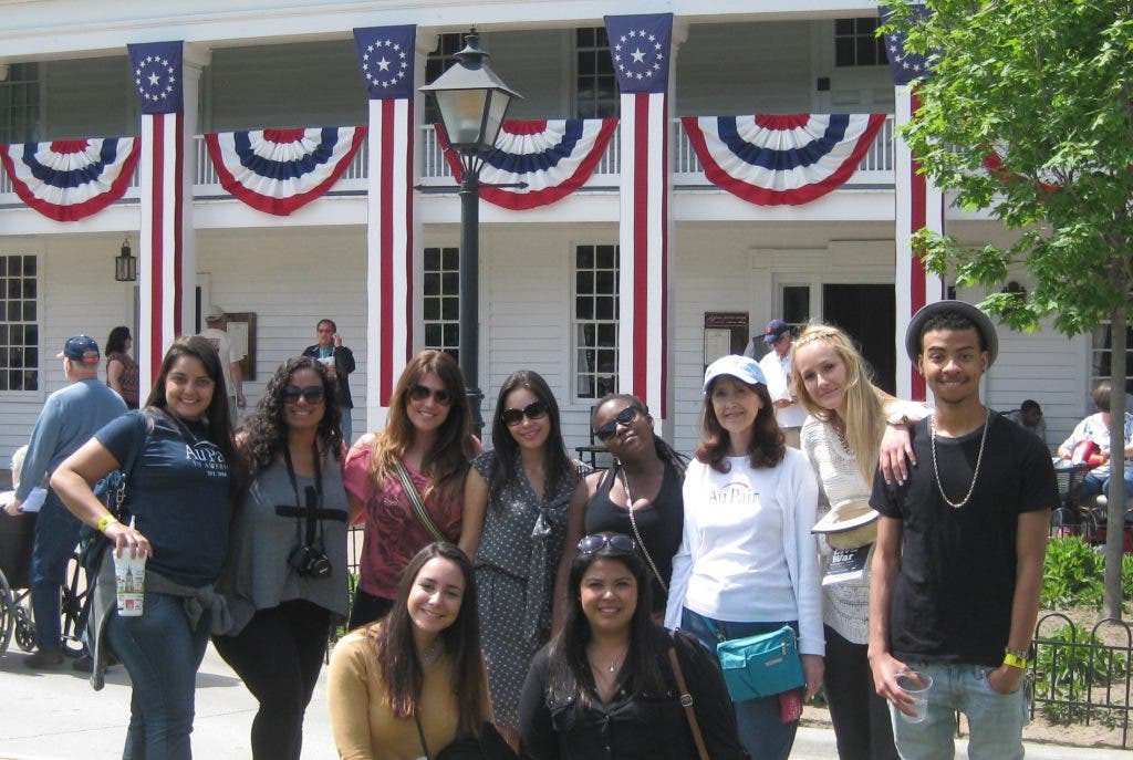 News small post card thumbnail