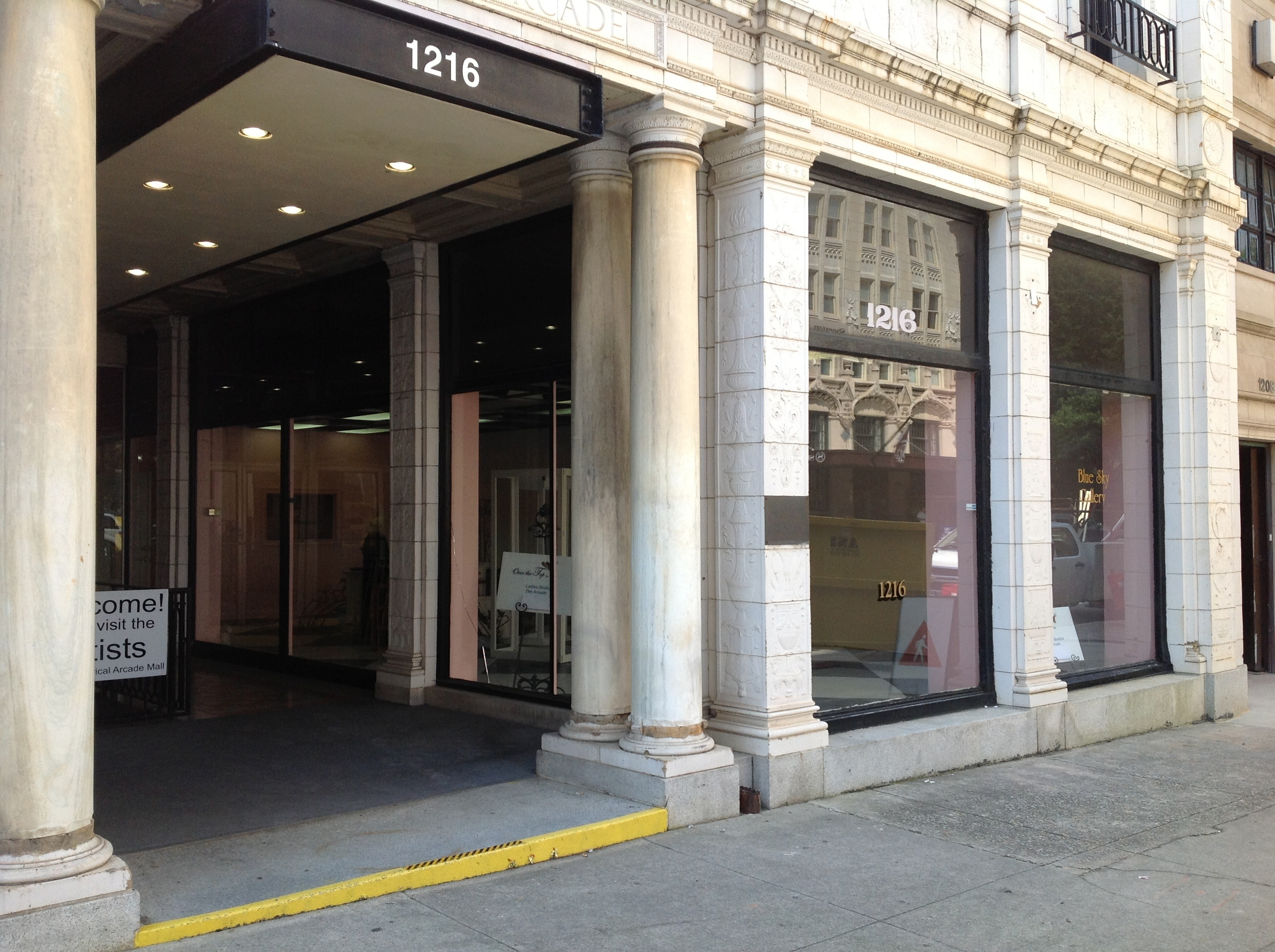 News small post card thumbnail