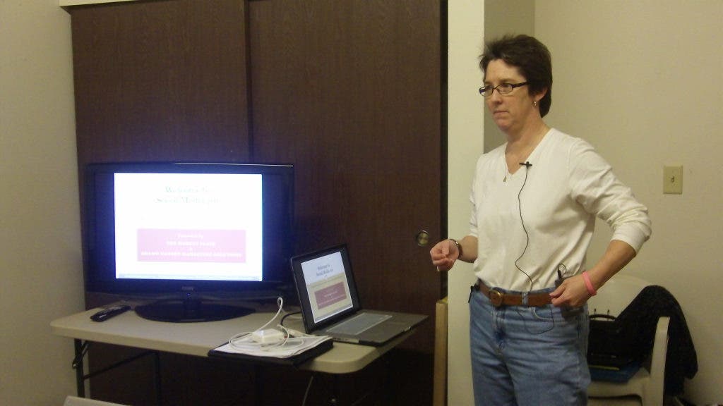 News small post card thumbnail