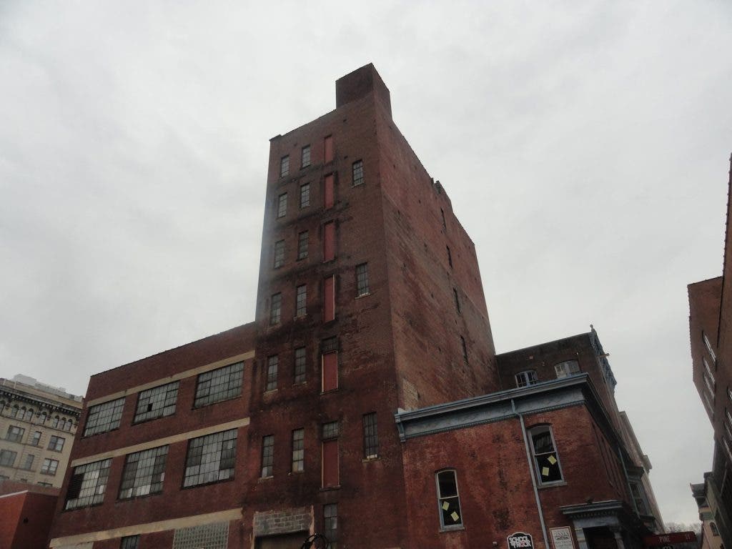 News small post card thumbnail