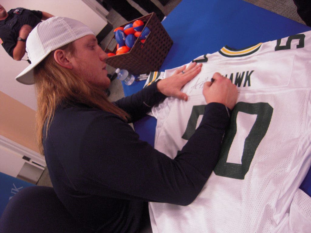 News small post card thumbnail