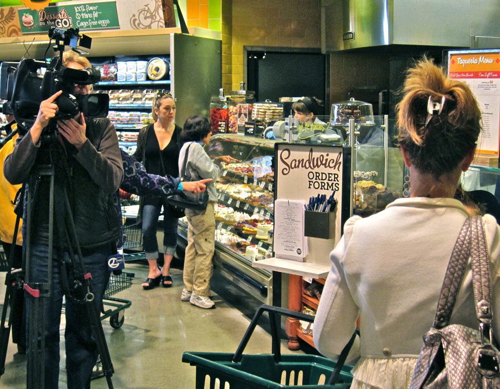 News small post card thumbnail