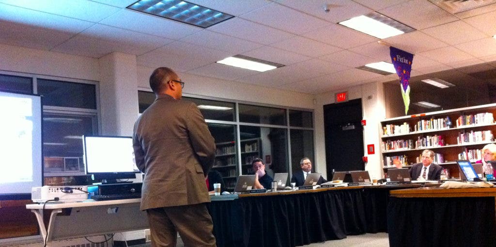 News small post card thumbnail