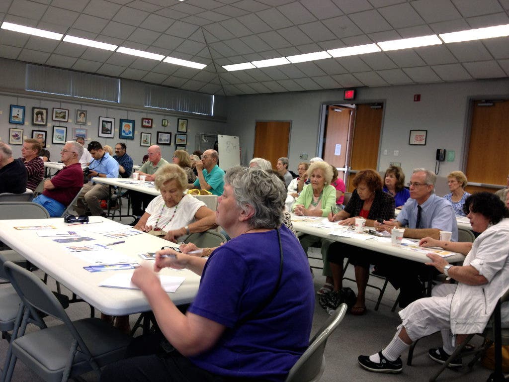 News small post card thumbnail