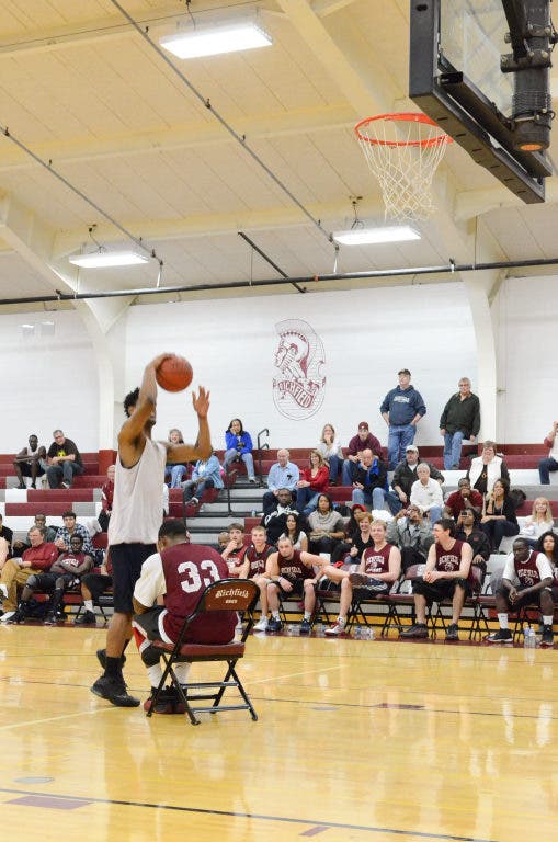 PHOTOS Former Richfield Players Return for First Alumni Basketball