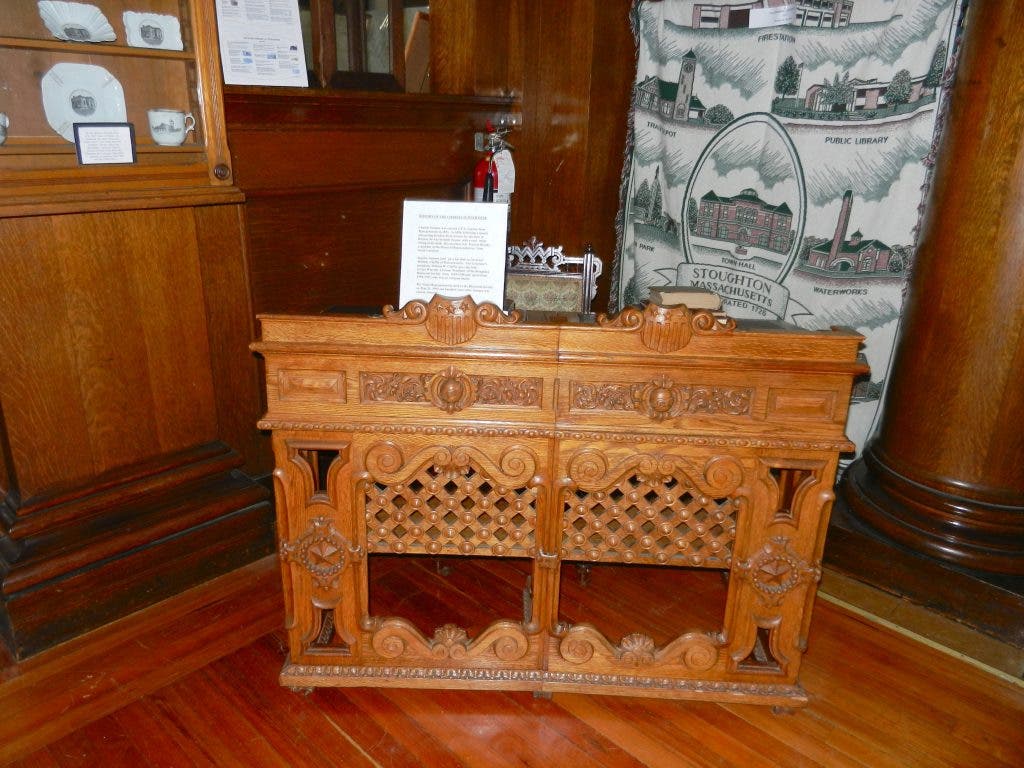 News small post card thumbnail