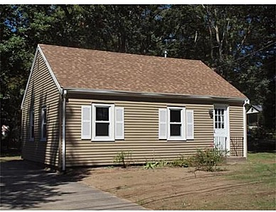 Home of the Week: A Starter Ranch Close to Route 24
