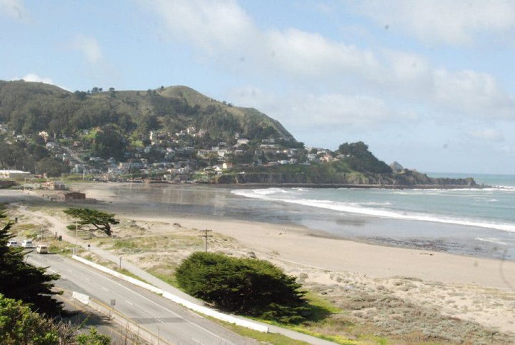 Photos Tsunami Brings Super Low Tide Pacifica, CA Patch