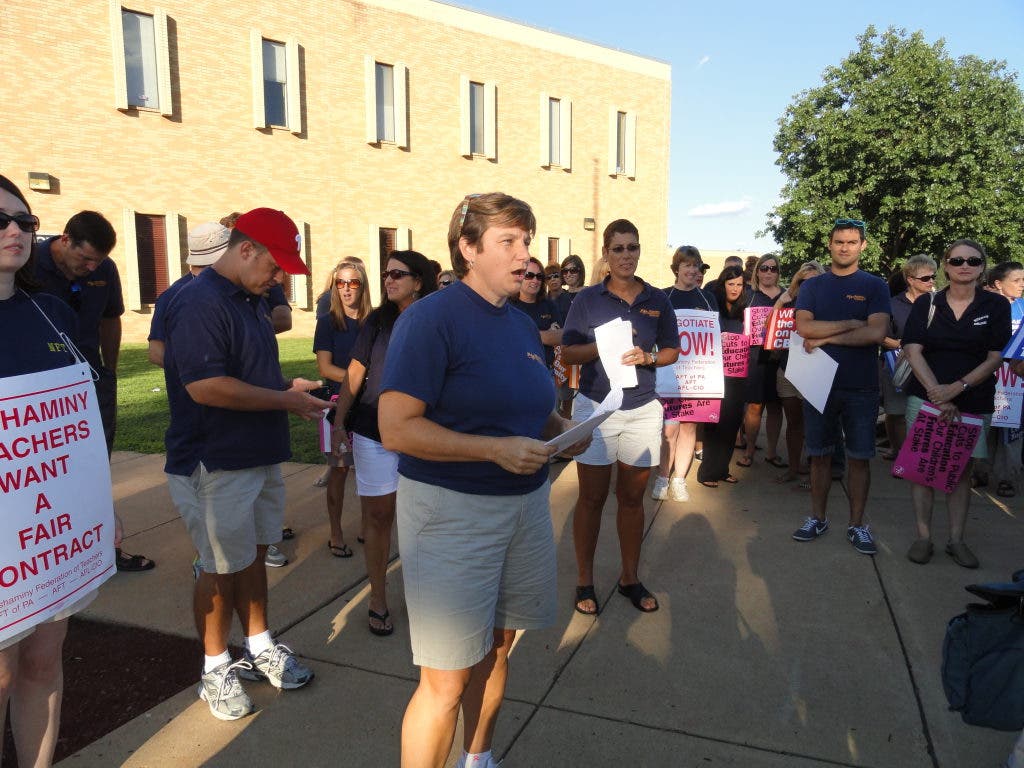 News small post card thumbnail