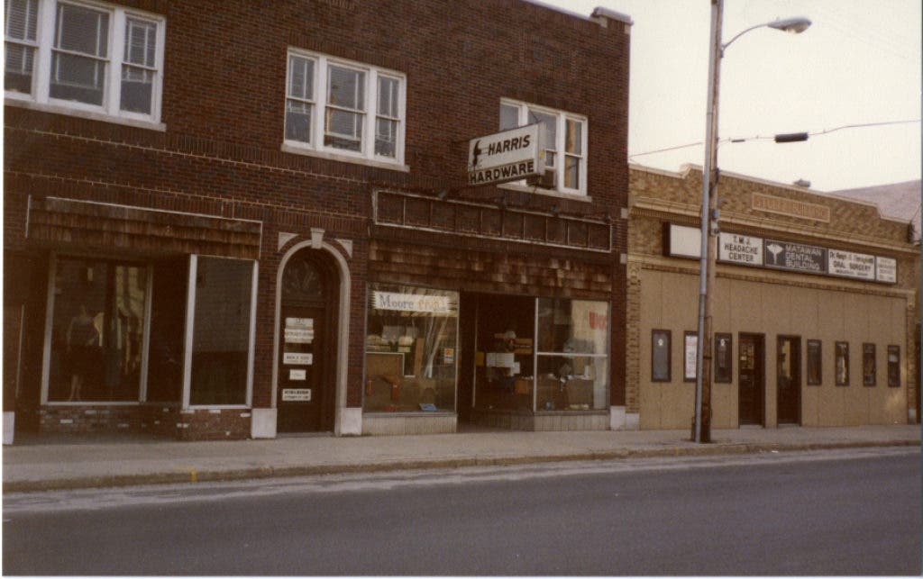 News small post card thumbnail