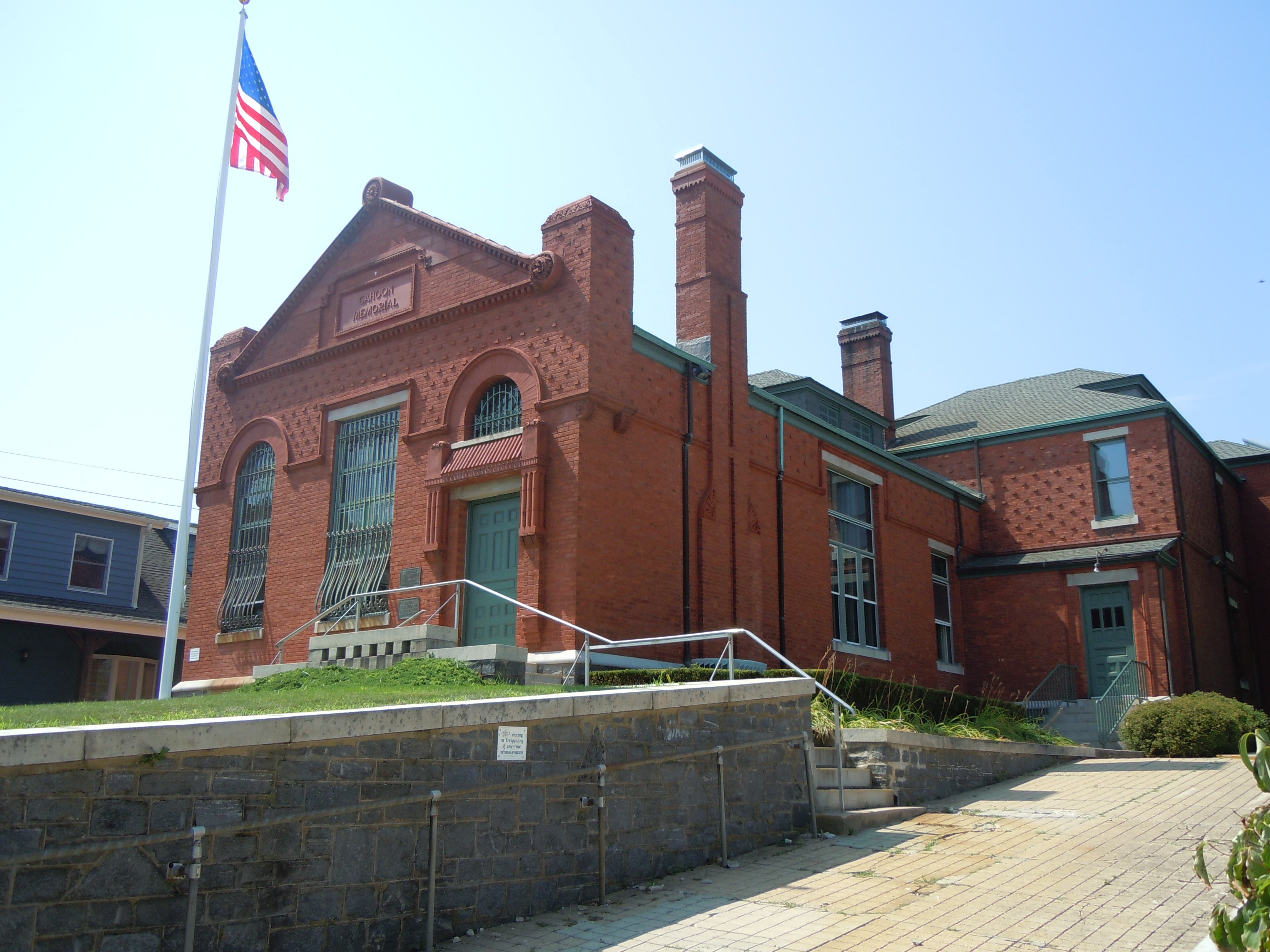 News small post card thumbnail