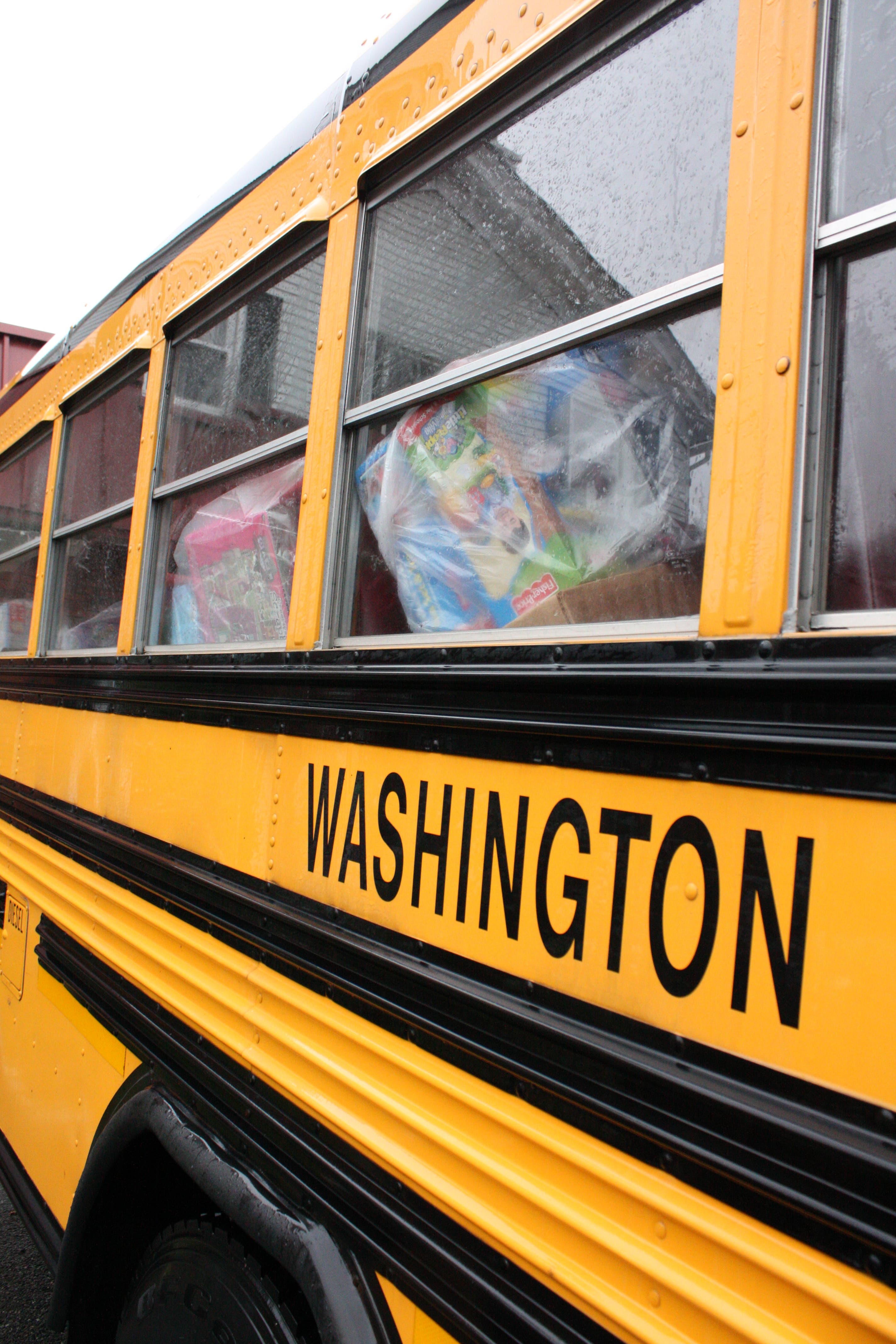 Photos Long Valley Middle School Delivers More Than 1 300 Toys For 