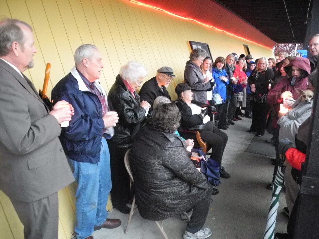 News small post card thumbnail