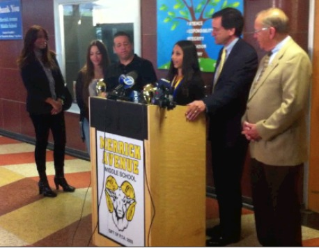 News small post card thumbnail